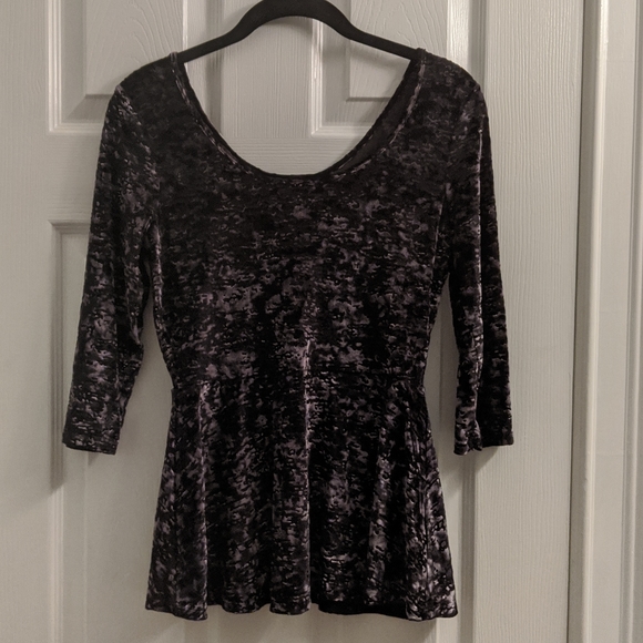 NWT M Velvet silver and black peplum top - Picture 1 of 3